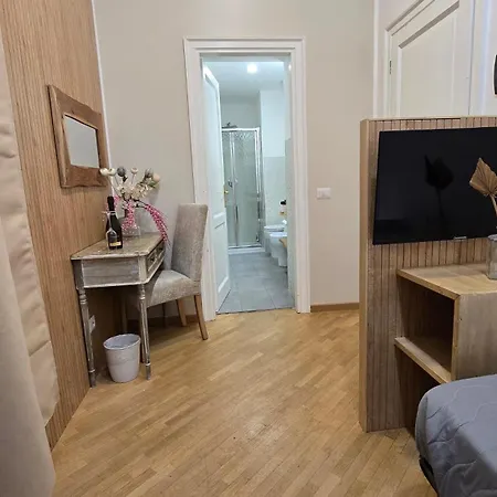 Oda ve Kahvaltı Spagna Ave Roma