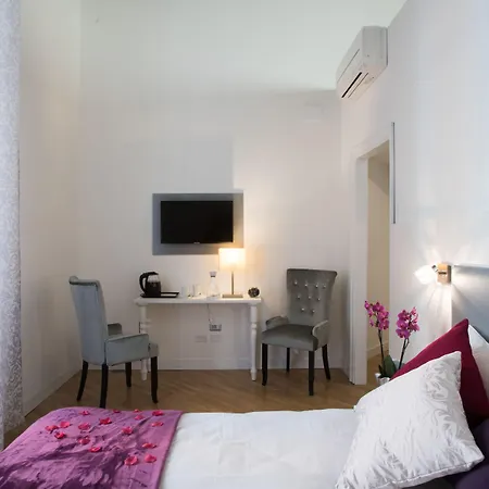 Bed & Breakfast Spagna Ave 4*