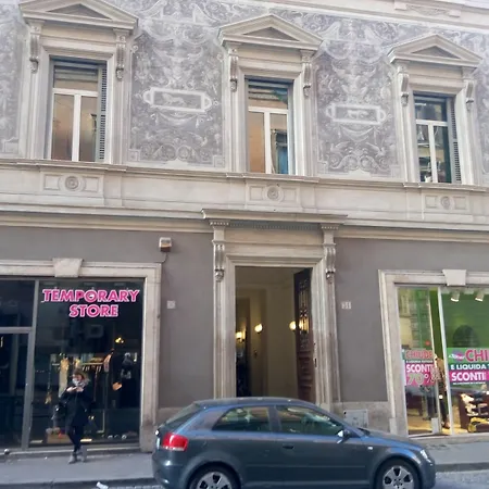 Oda ve Kahvaltı Spagna Ave Roma