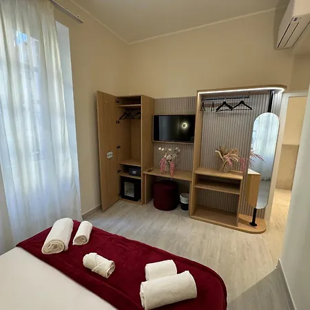 Spagna Ave Bed & Breakfast Rome
