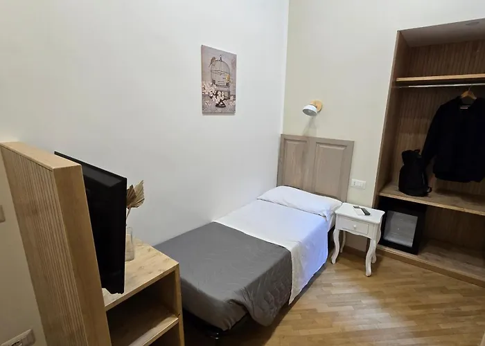 Frühstückspension Spagna Ave 4*