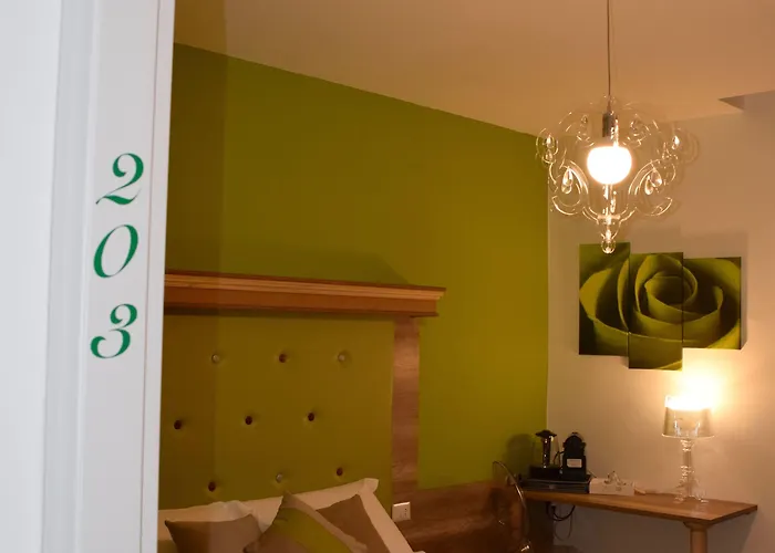 Bed & Breakfast Spagna Ave 4*