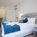 Spagna Ave Couette-café 4*